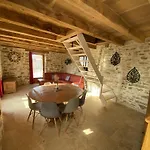 Du Mas De Bede Assier