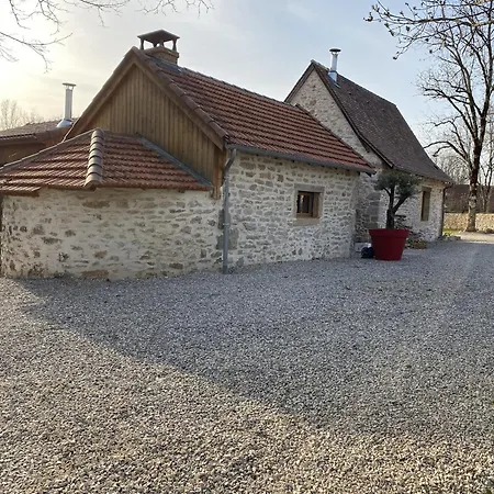 Du Mas De Bede Assier