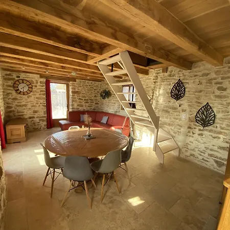 Du Mas De Bede Assier